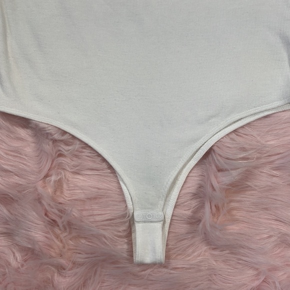 ATM Anthony Thomas Melillo White Ribbed One Shoulder Bodysuit - Picture 6 of 10